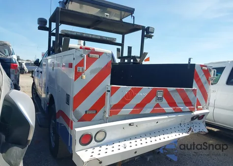 2020 Ram 2500 Tradesman 4X2 8' Box from USA, damaged, VIN 3C7WR4HJ4LG110444